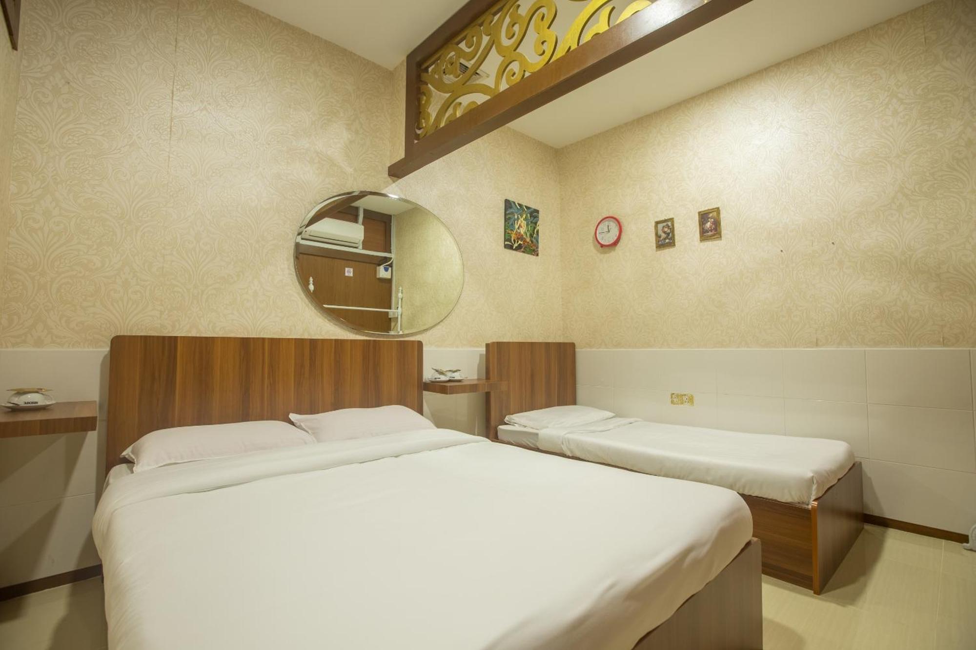 สปอต ออน 89858 รีเบคก้าโฮม Hotel โกตาคินาบาลู ภายนอก รูปภาพ