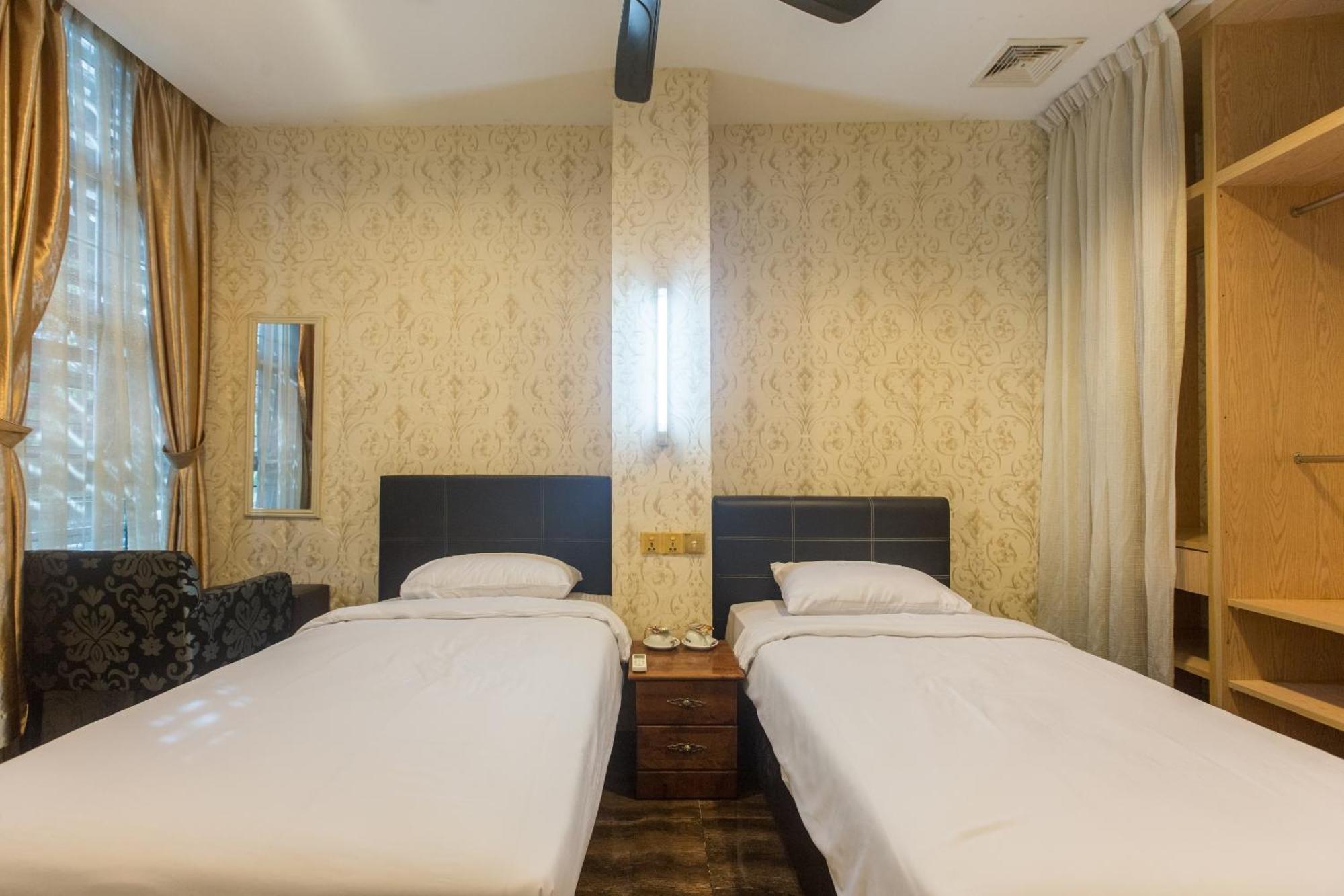 สปอต ออน 89858 รีเบคก้าโฮม Hotel โกตาคินาบาลู ภายนอก รูปภาพ