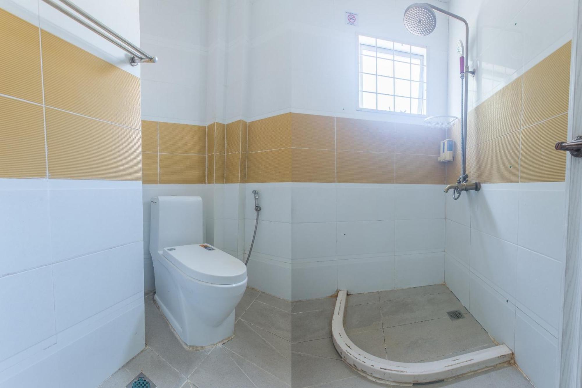 สปอต ออน 89858 รีเบคก้าโฮม Hotel โกตาคินาบาลู ภายนอก รูปภาพ