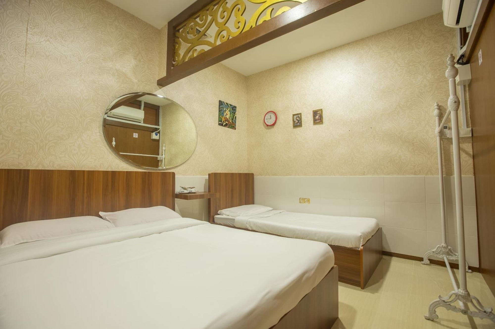สปอต ออน 89858 รีเบคก้าโฮม Hotel โกตาคินาบาลู ภายนอก รูปภาพ
