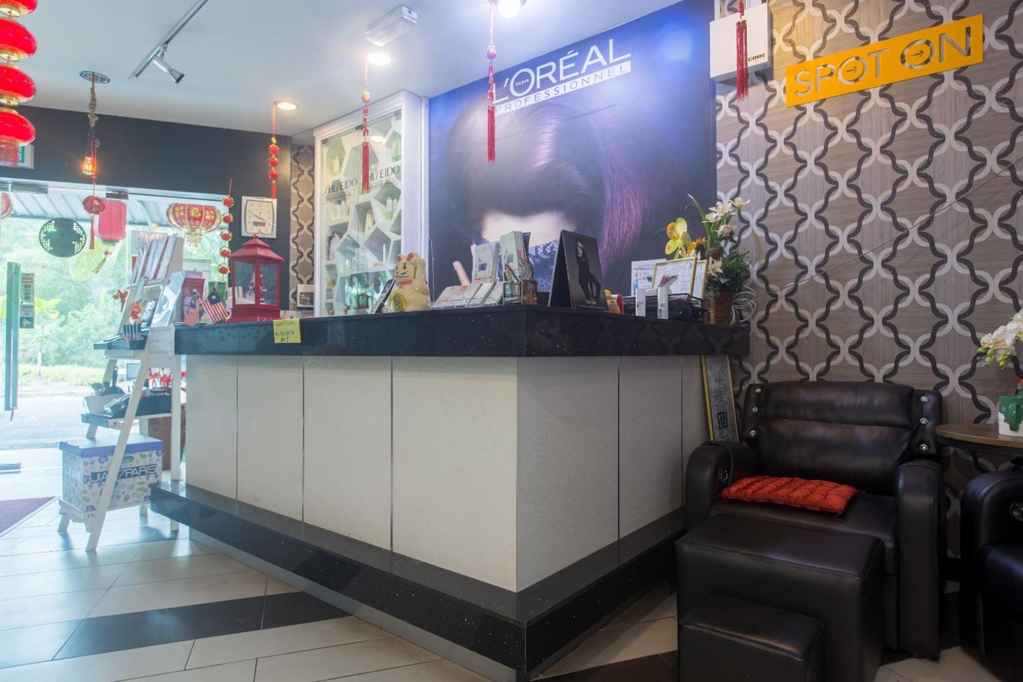 สปอต ออน 89858 รีเบคก้าโฮม Hotel โกตาคินาบาลู ภายนอก รูปภาพ