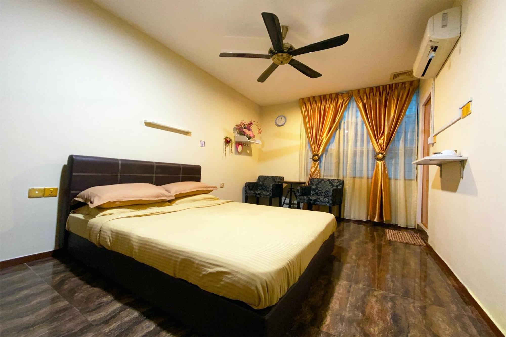 สปอต ออน 89858 รีเบคก้าโฮม Hotel โกตาคินาบาลู ภายนอก รูปภาพ