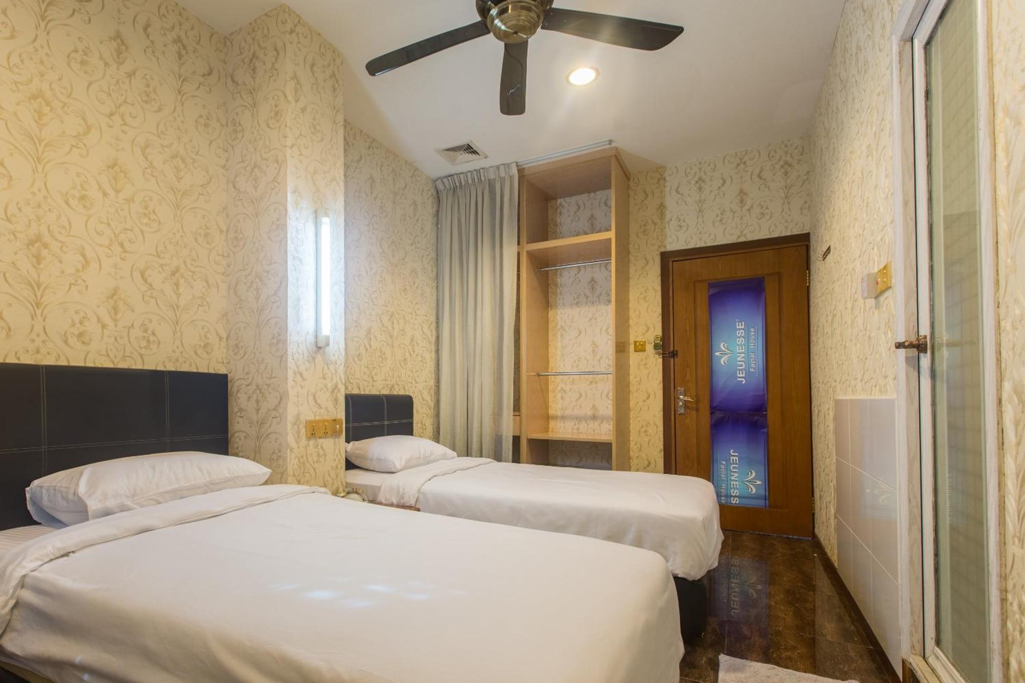สปอต ออน 89858 รีเบคก้าโฮม Hotel โกตาคินาบาลู ภายนอก รูปภาพ